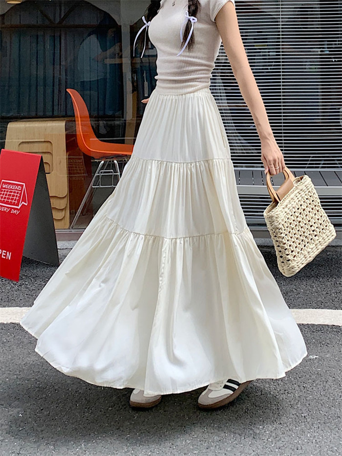 <br>ティアードスカート スカート ロング レディース 黒 大きいサイズ ティアードカート ティアード フレアスカート フレア バルーンスカート ボトムス 春 秋 春物 ロングスカート ミモレ丈 シンプル きれいめ ブラック カジュアル 秋冬 大人可愛い 送料無料