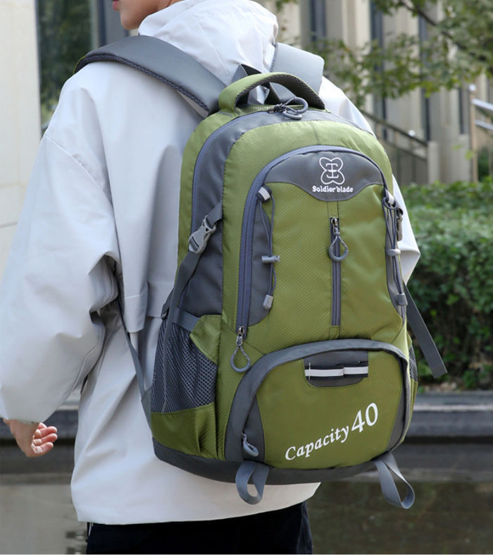 登山リュック 登山 リュック 大容量 40L リュックサック 軽量 アウトドア ナイロン メンズ