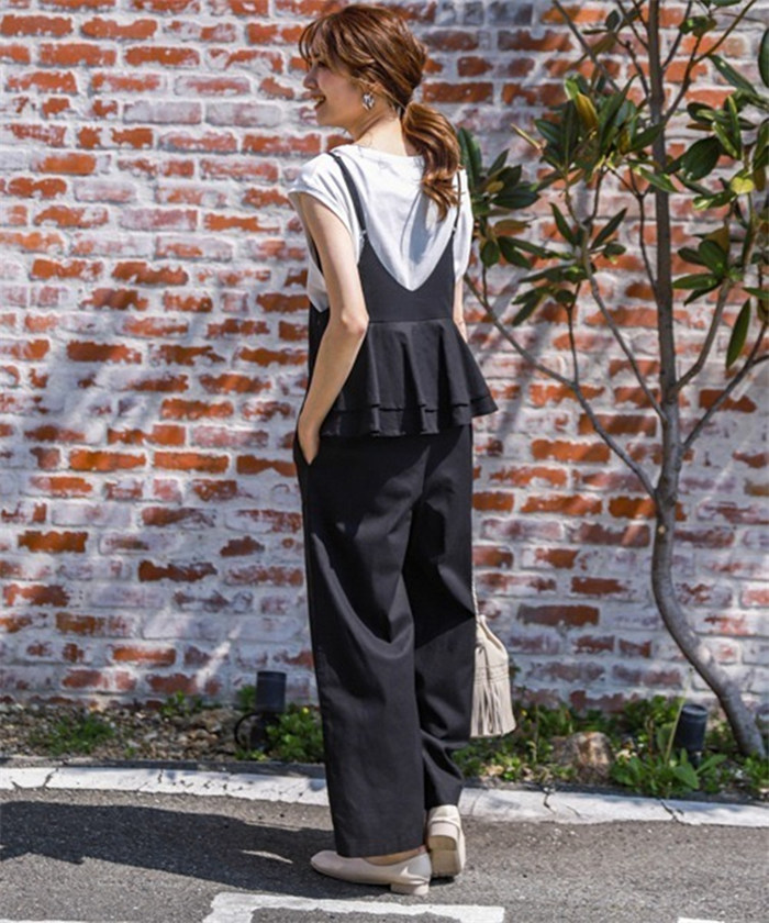 オールインワン サロペット レディース 薄手 夏 ワイドパンツ きれいめ 黒 大きめ 大きいサイズ ノースリーブ 無地 キャミソール パンツ オーバーオール ロング つなぎ シンプル ポケット Ｖネック 大人カジュアル 体型カバー ゆったり 送料無料