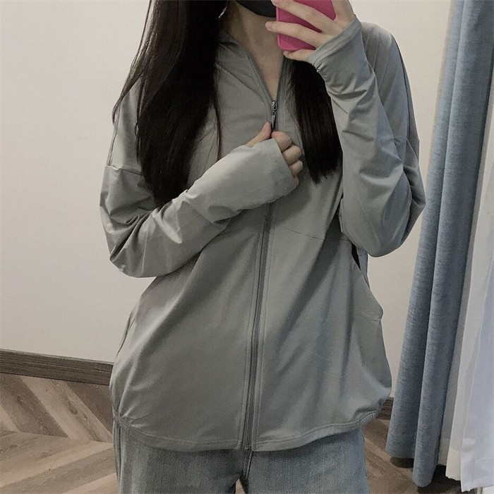 UV パーカー 冷感 -7℃ レディース 長袖 ラッシュガード UVカット アウター メッシュ 指穴 つば サンバイザー 日焼け防止 服 大きいサイズ トップス 体型カバー 薄手 吸湿 速乾 シャリ感 紫外線対策 夏 冷感 涼しい フード付き 帽子 ジャケット 羽織り UV対策 送料無料