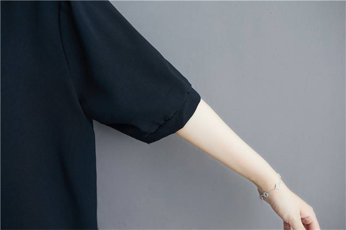 <br>シャツ ブラウス レディース 夏 半袖 ロングシャツ aライン tシャツ 大きいサイズ ゆったり 黒シャツ きれいめ  カジュアル 大人 おしゃれ 無地 黒 ブラック 体型カバー 着痩せ