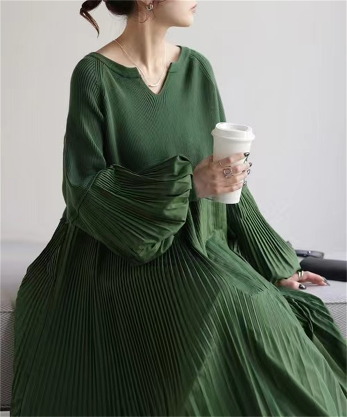 <br>ワンピース 秋冬 きれいめ 大きいサイズ フォーマル バルーン ロングワンピース レディース 長袖 ミモレ丈 黒 ニットワンピース 異素材 切替 着瘦せ 通勤 レイヤード風 おしゃれ 無地 柔らか コーデ 大人 冬 送料無料 カジュアル ゆったり