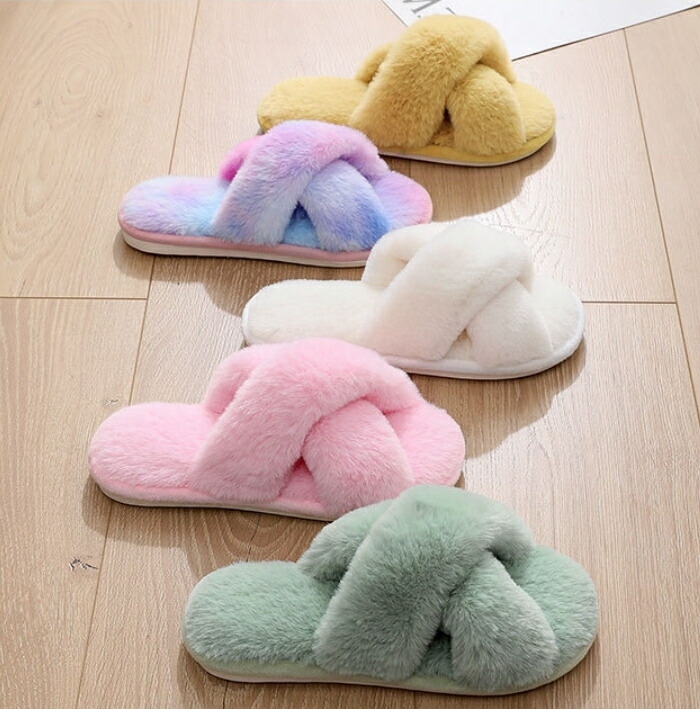 スリッパ ルームシューズ もこもこ 冬 暖かい フェイクファー 無地 豹柄 ふわふわ 室内履き 冬用 レディース ムートン風 おしゃれ トイレ かわいい 可愛い 冷え対策 滑りにくい 蒸れにくい プレゼント 新生活 自宅用