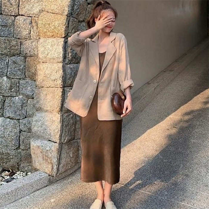 テーラードジャケット レディース コート アウター 薄手 長袖 ミディアム丈 ライトアウター 羽織り 麻風 無地 お洒落 可愛い ゆったり カジュアル シンプル スーツジャケット キレカジ ガーリー フェミニン スーツの上から 普段使い 春 秋