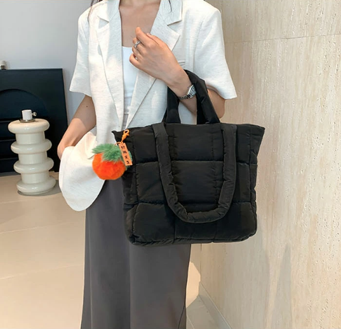 トートバッグ キルティング a4 中綿トートバッグ キルティングバッグ 2WAY ナイロン 大容量 可愛い おしゃれ 斜めがけ 肩掛け 大人 旅行 大きめ 秋冬 プレゼント カラー豊富 カジュアル 通勤 お仕事バッグ