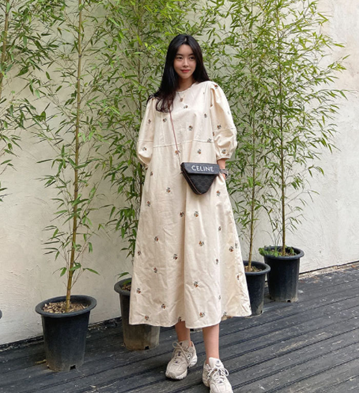 ロングワンピース 綿混 刺繍 パフスリーブ 七分袖 レディース きれいめ 春秋 大きいサイズ ロングワンピース ロング Aライン ワンピ ロング丈 ゆったり 大人 可愛い 体型カバー 送料無料 着痩せ