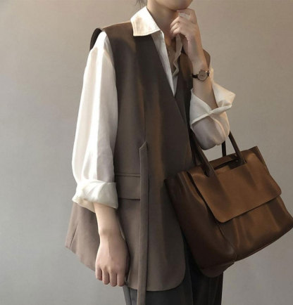 ロングベスト　ベスト　ジレ　ロングジレ　ベスト　オフィスカジュアル　レディース　トップス　カジュアル　無地　着痩せ　通勤　オフィス　フェミニン　コーディネート　大きいサイズ　羽織　ポケット付き