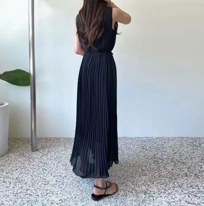 マキシワンピース ノースリーブ 袖なし シフォン ギャザワンピース Aライン シフォンワンピース ロングワンピース レディース マキシ丈 ふんわり ビッグシルエット 体型カバー 無地 カジュアル 春 夏 プリーツ 大人可愛い 着痩せ おしゃれ きれいめ 妊娠服 マタニティ