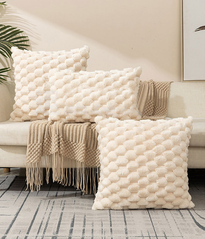 クッションカバー　フェイクファー　2枚セット　45*45cm　50*50cm　30*50cm　秋冬　ふわふわ　もこもこ　可愛い　おしゃれ　北欧　座布団カバー　無地　抱き枕カバー　肌触り良い　ファスナー仕様　洗える　北欧風　欧米風　インテリア　新生活　洋室和室