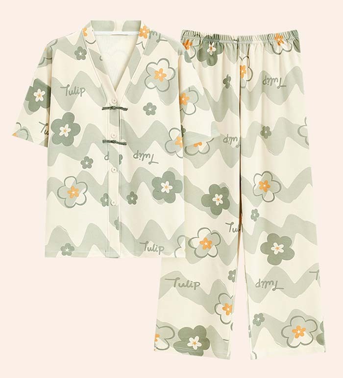 ルームウエア　レディース　女性用　綿　前開き　半袖　ロングパンツ　花柄　総柄　部屋着　セットアップ　上下セット　パジャマ　ナイトウエア　Vネック　ふんわり　やわらか　お肌にやさしい　上品　春秋　春夏　洗える　可愛い