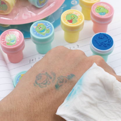 GATORO 6 pcs Cartoon Pattern Stamps | Suction Card Set