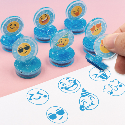 GATORO 6 pcs Cartoon Smiley Stamp | Suction Card Set