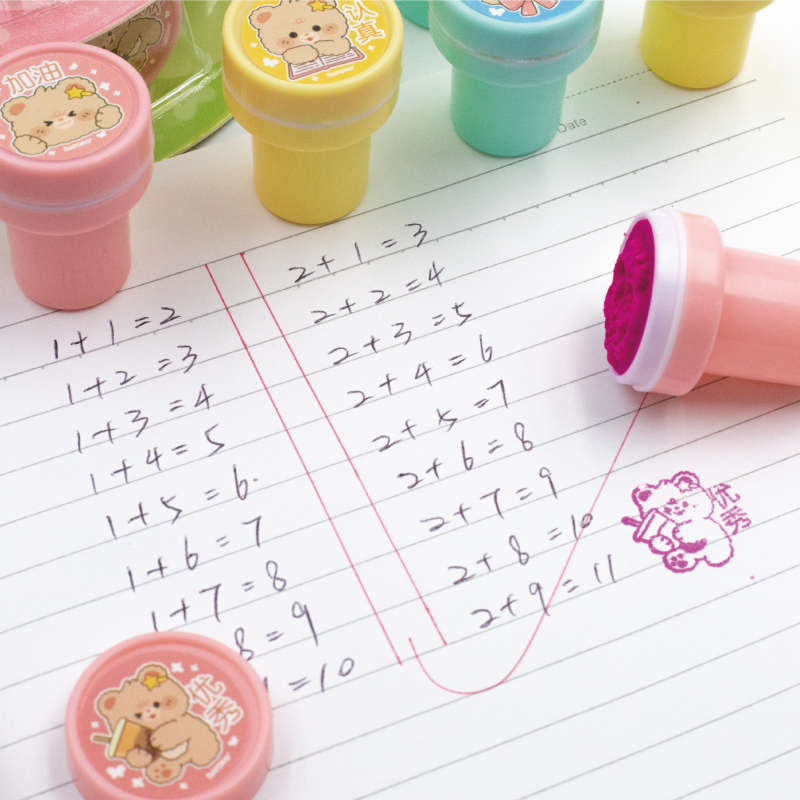 GATORO 6 pcs Cartoon Pattern Stamps | Suction Card Set