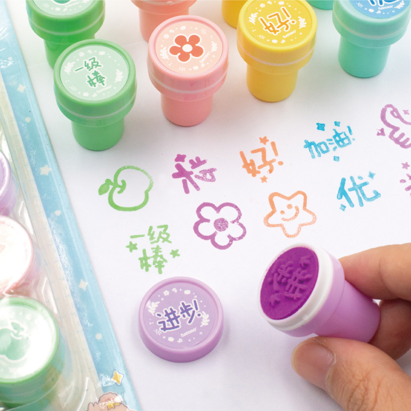 GATORO 10 pcs Cartoon Pattern Stamps | Suction Card Set