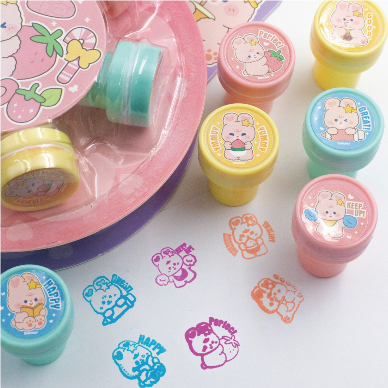 GATORO 6 pcs Cartoon Pattern Stamps | Suction Card Set