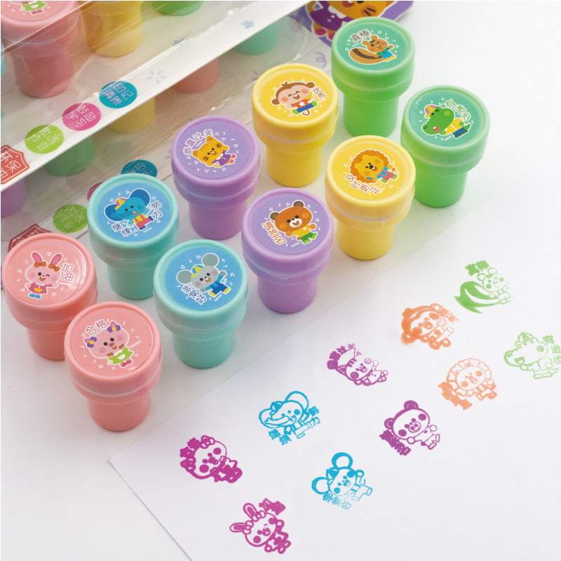 GATORO 10 pcs Cartoon Pattern Stamps | Suction Card Set