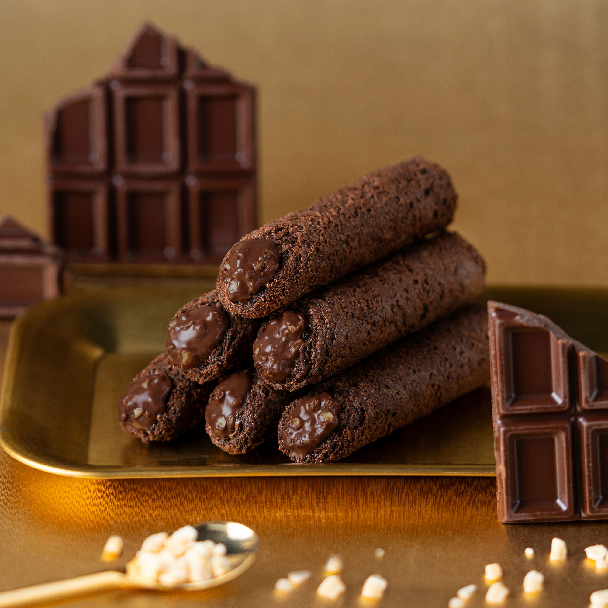Hazelnut Cocoa Filled Egg Rolls Travel Box with 8 packs by Bluebird Travel Singapore