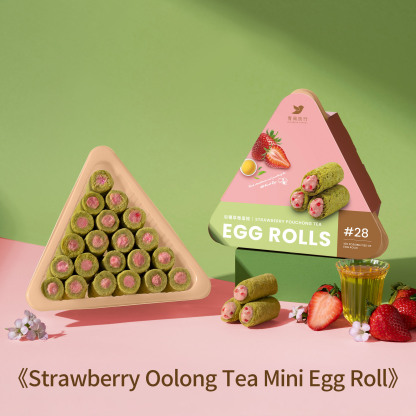 Open 21-piece Strawberry Oolong Tea Mini Egg Roll Share Box.