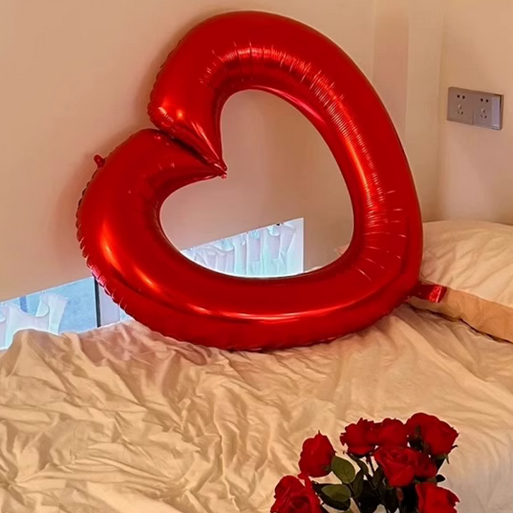 1 piece Red hollow heart-shaped balloon 39" x 41"