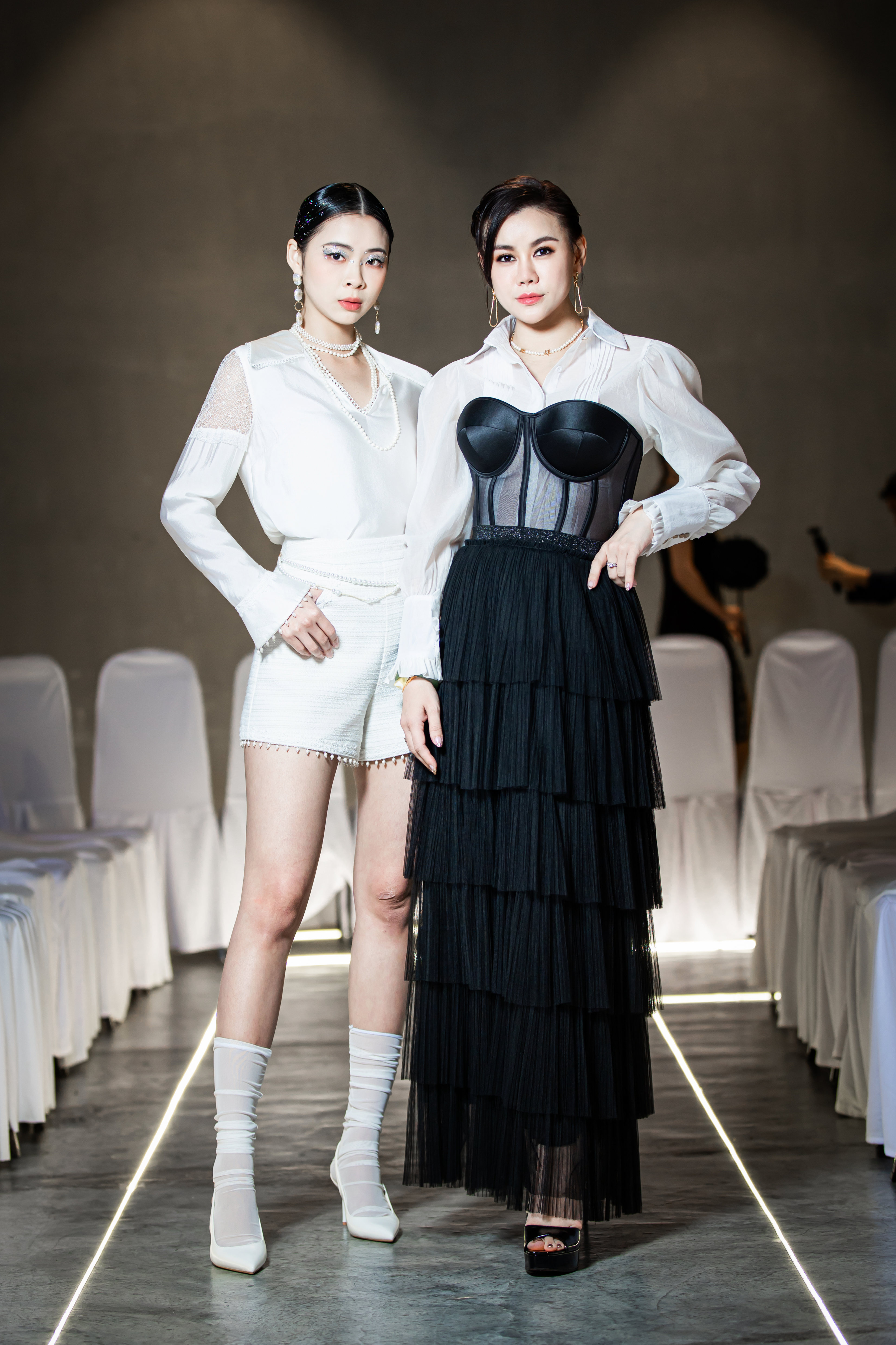 Elegant Long Sleeve Lace Top ACX11