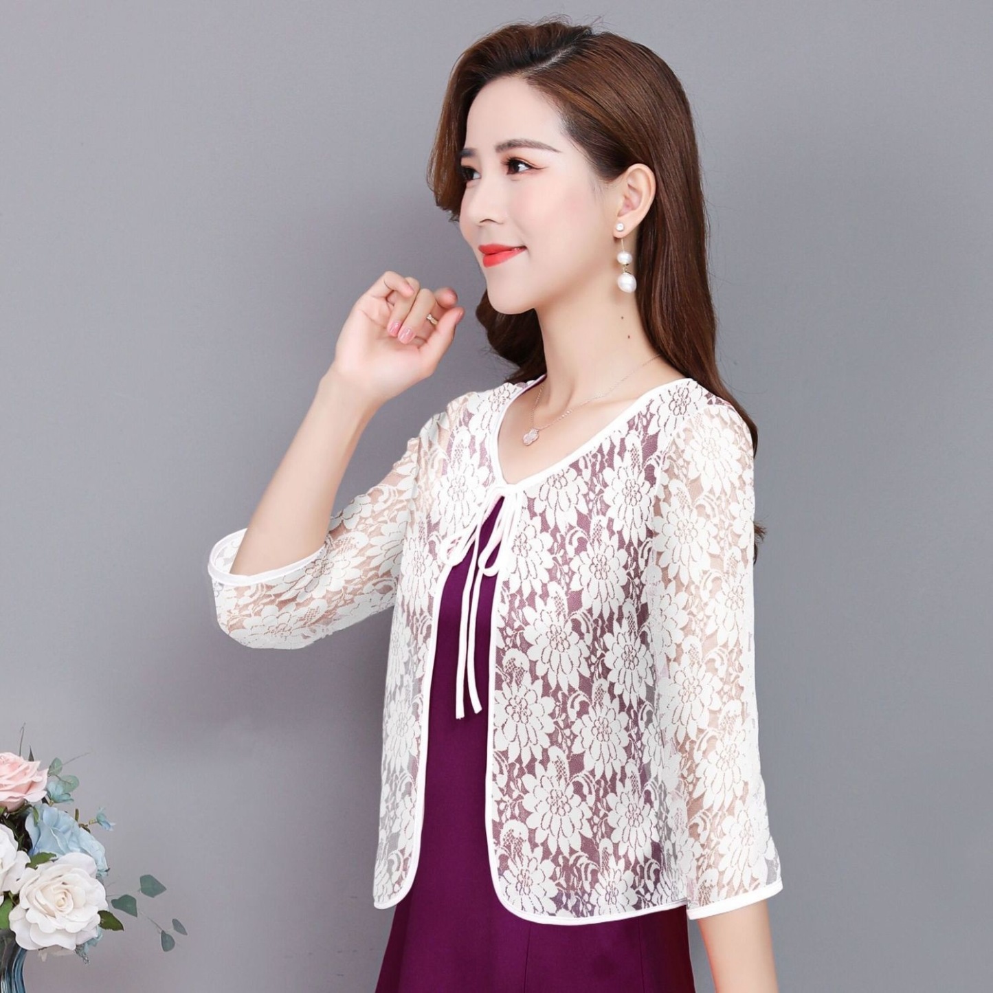 蕾絲鏤空披肩小衫