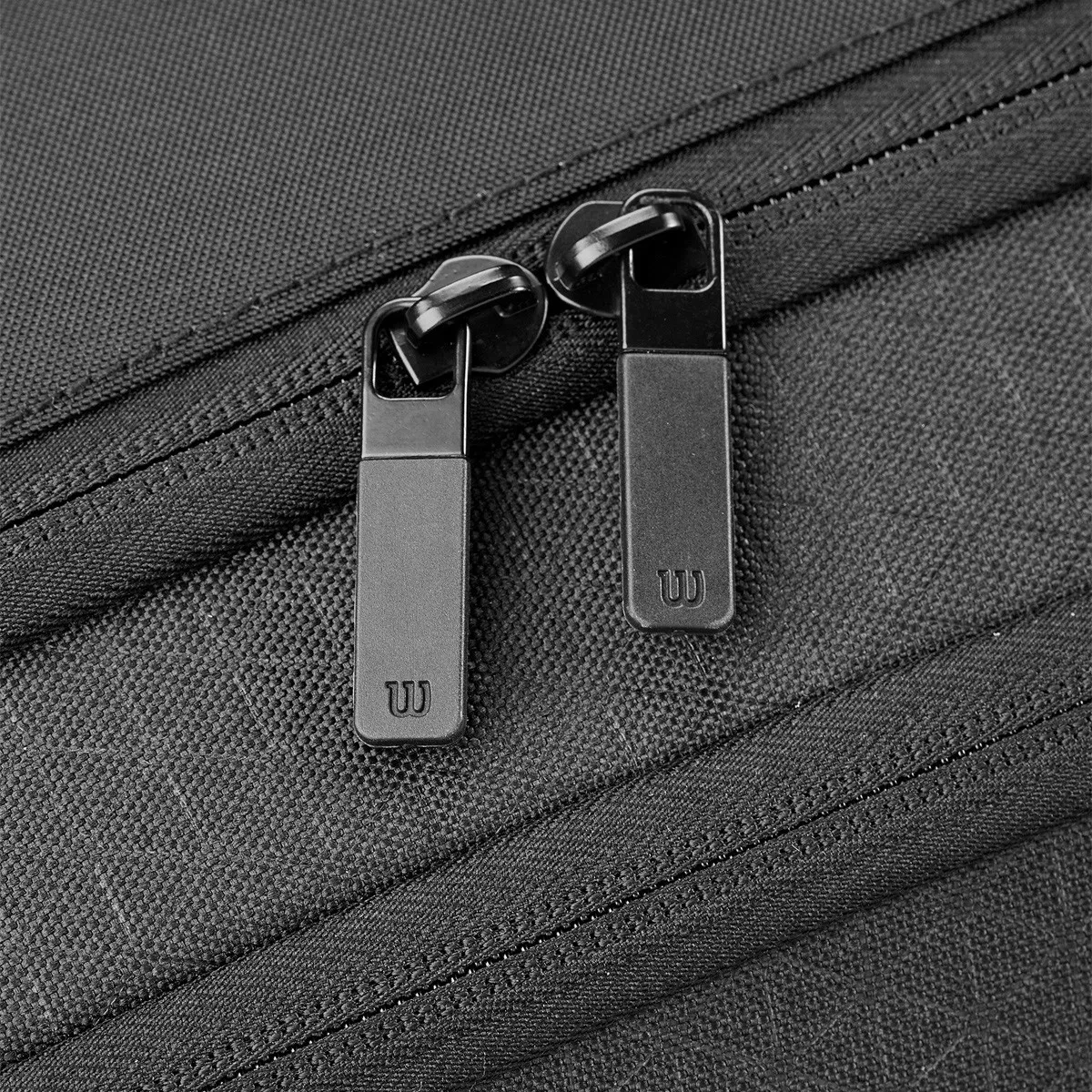 Wilson Clash V3 15 Pack Racquet Bag