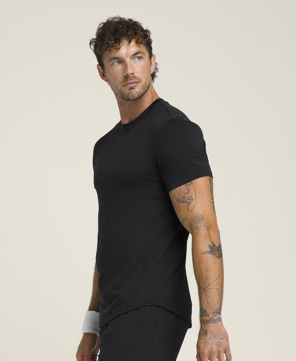 M EVERYDAY PERFORMANCE TEE BLACK