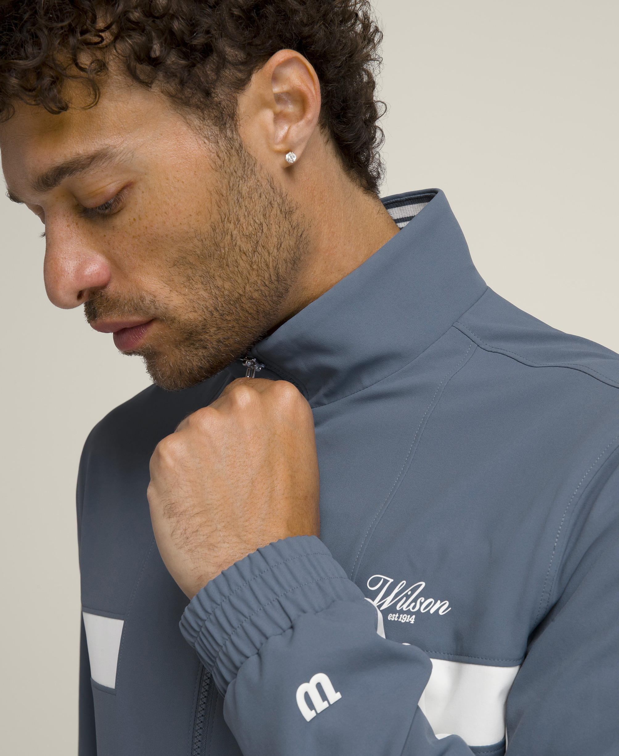 Wilson Grand Slam Jacket – Wilson Malaysia | Official Website