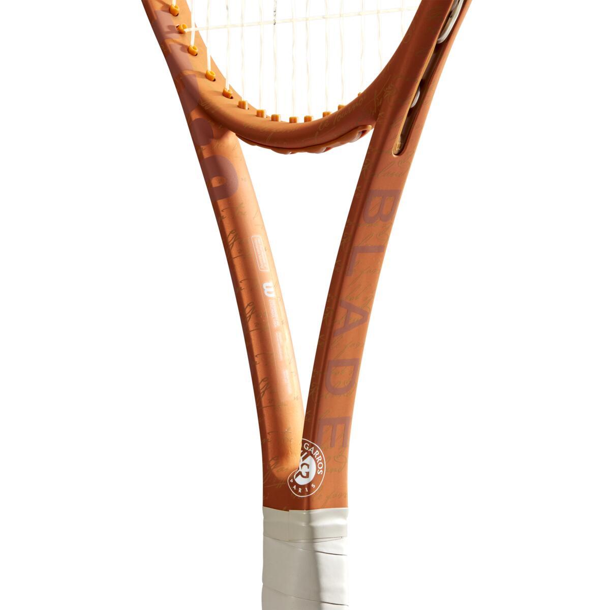 Wilson Blade 98 (18X20) V8 Roland Garros 2022 Tennis Racket