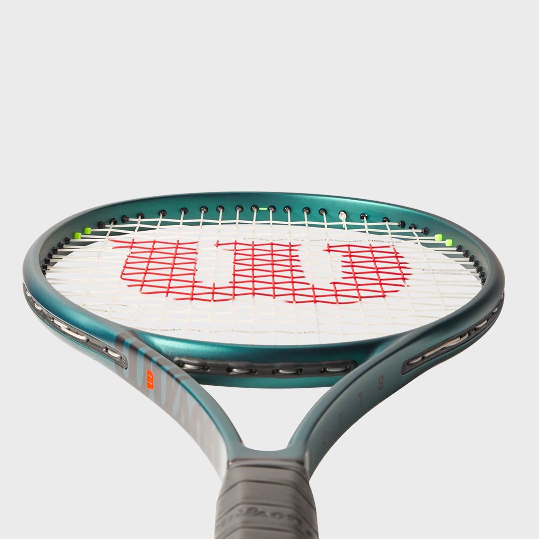 Blade 98 16X19 V9 Tennis Racket (Unstrung)
