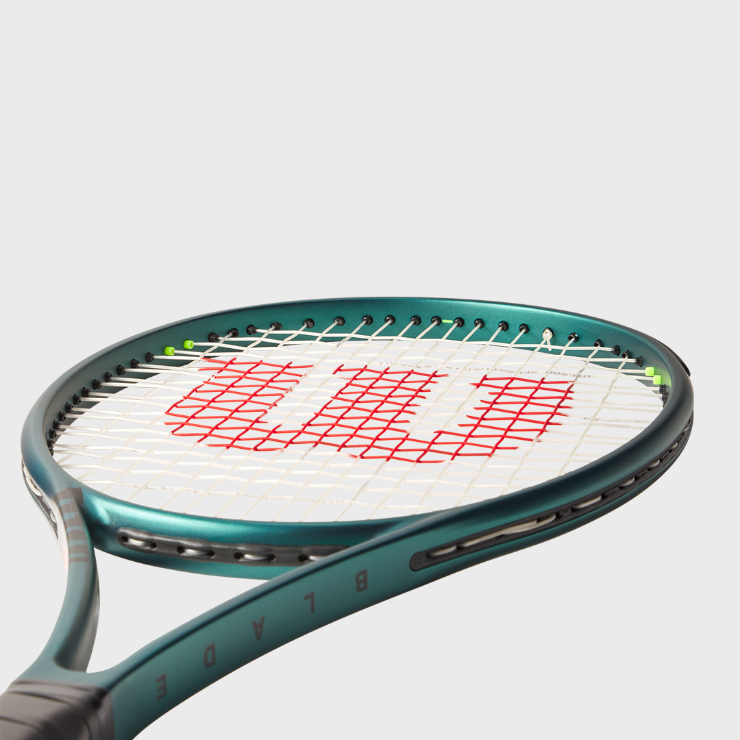 Blade 98 16X19 V9 Tennis Racket (Unstrung)