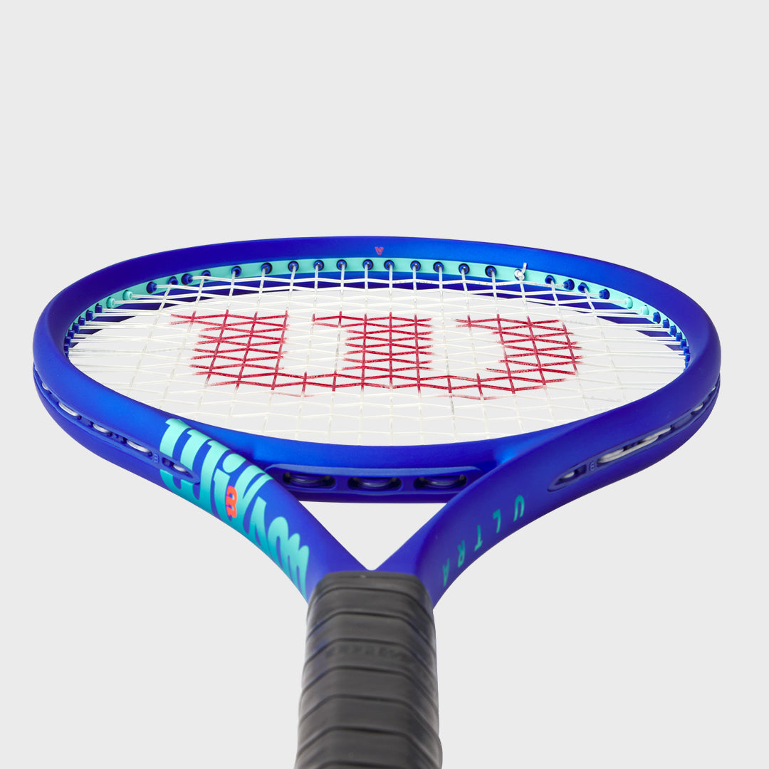 Ultra 100L V5 Tennis Performance Racket (Unstrung)