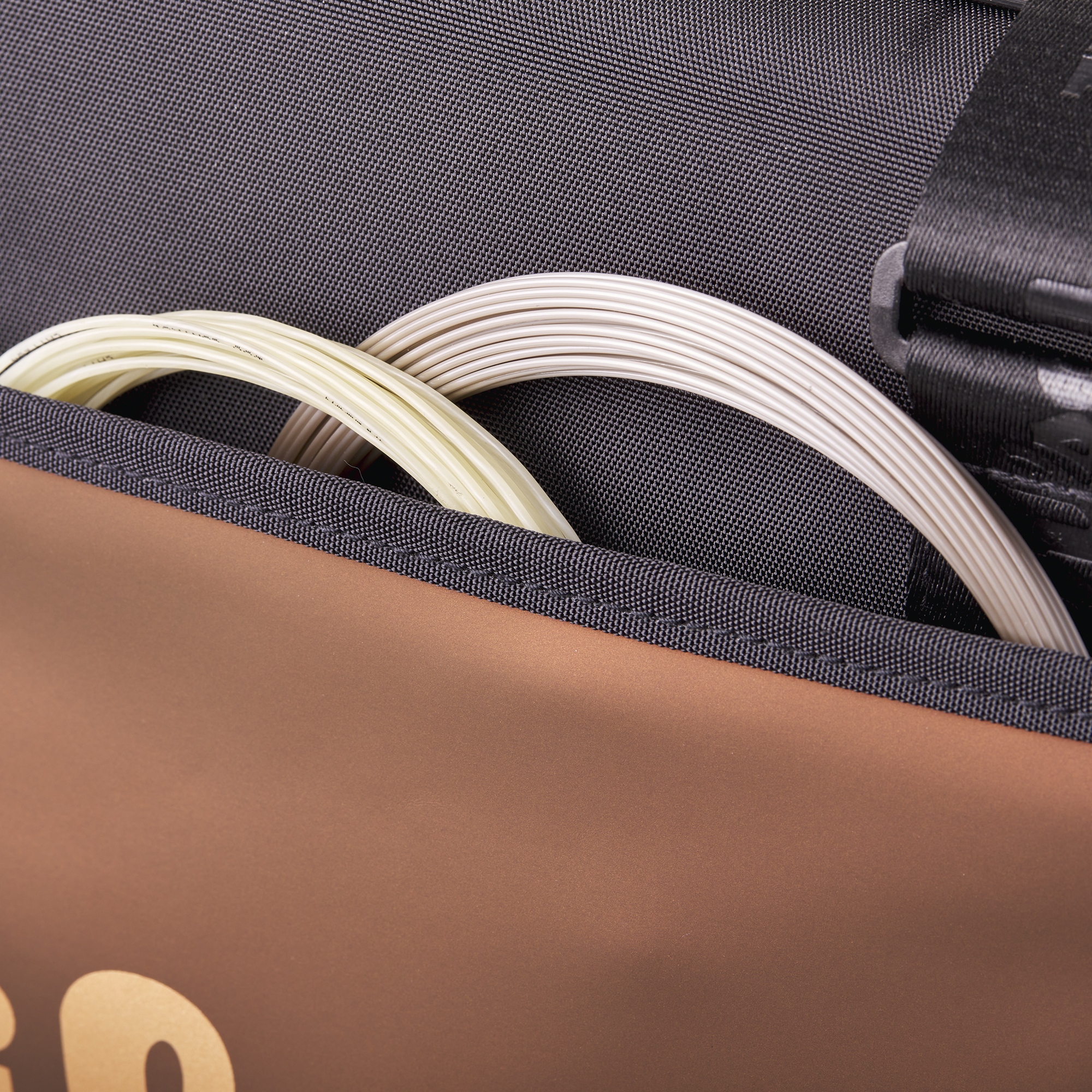PRO STAFF V14 SUPER TOUR Tennis Duffel Bag