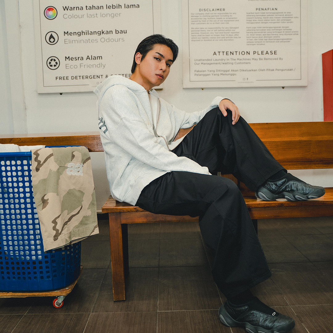 A.A Alwaysworth Double Zipper