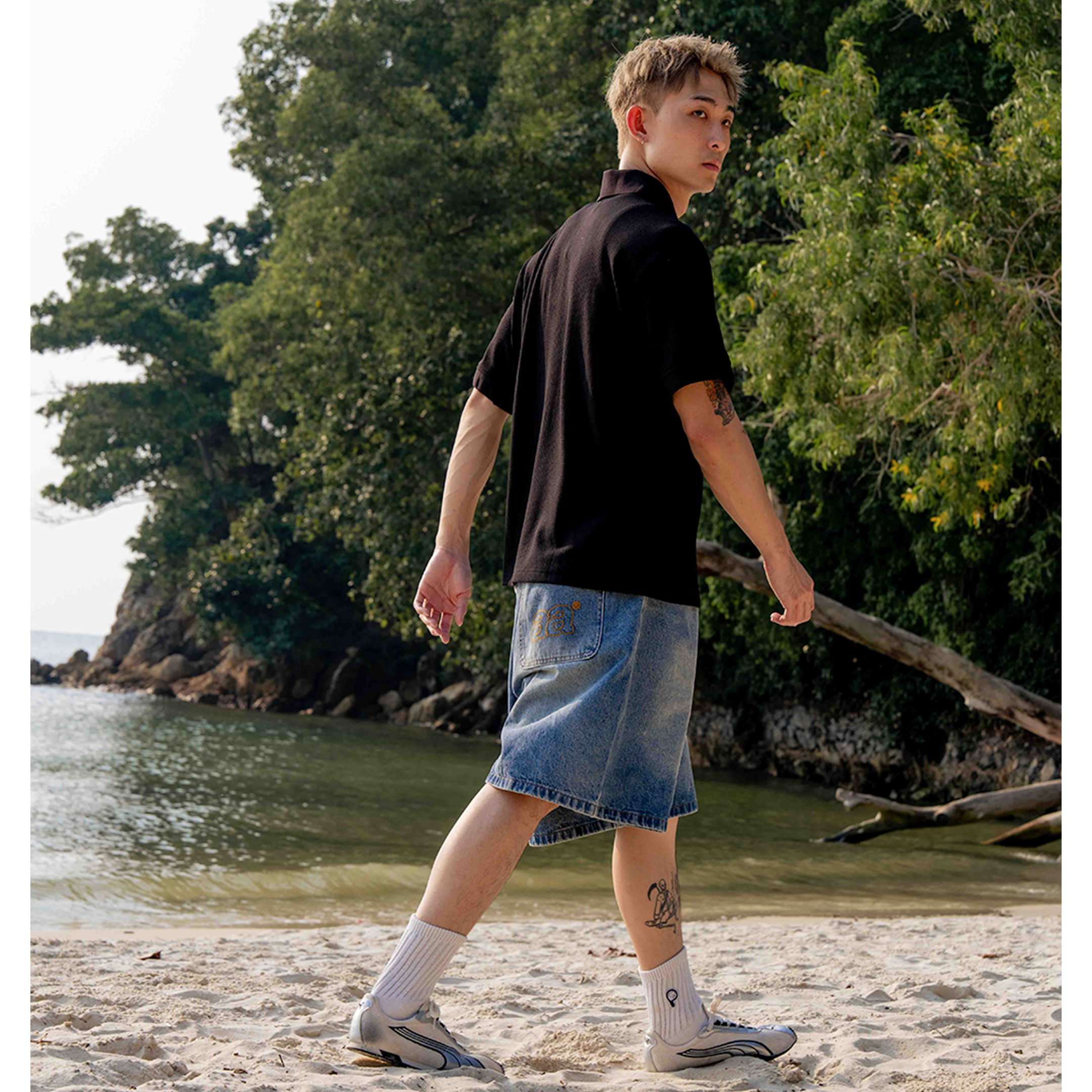 A.A Pleated Light Blue Denim Shorts