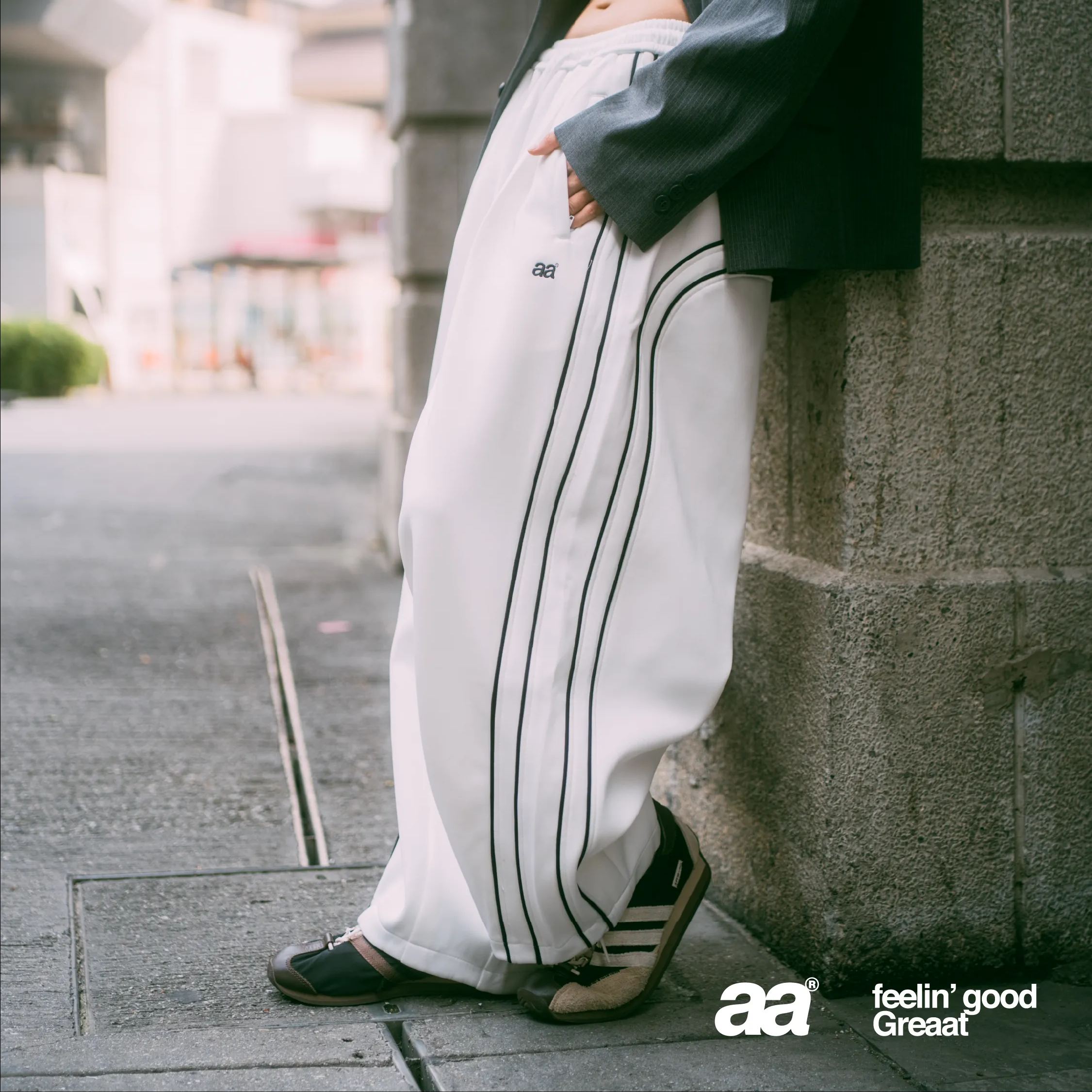 A.A FEELIN‘ GREAAT TRACK PANTS - WHITE