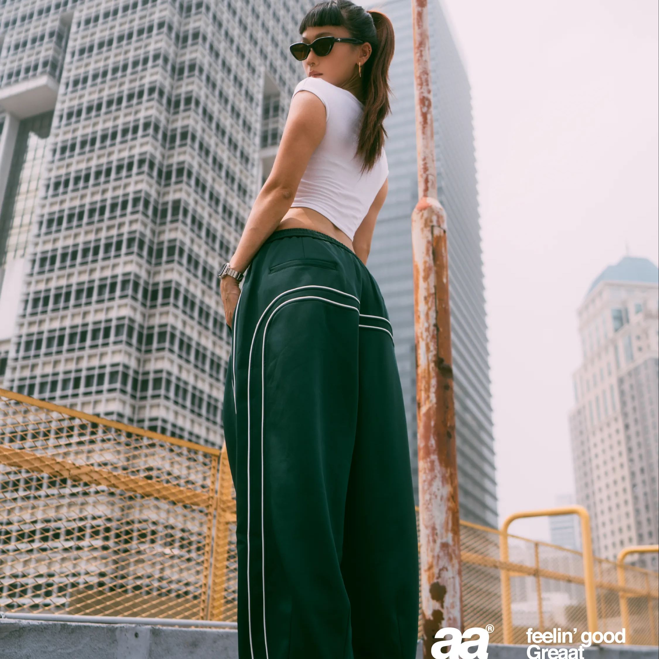 A.A FEELIN‘ GREAAT TRACK PANTS - GREEN