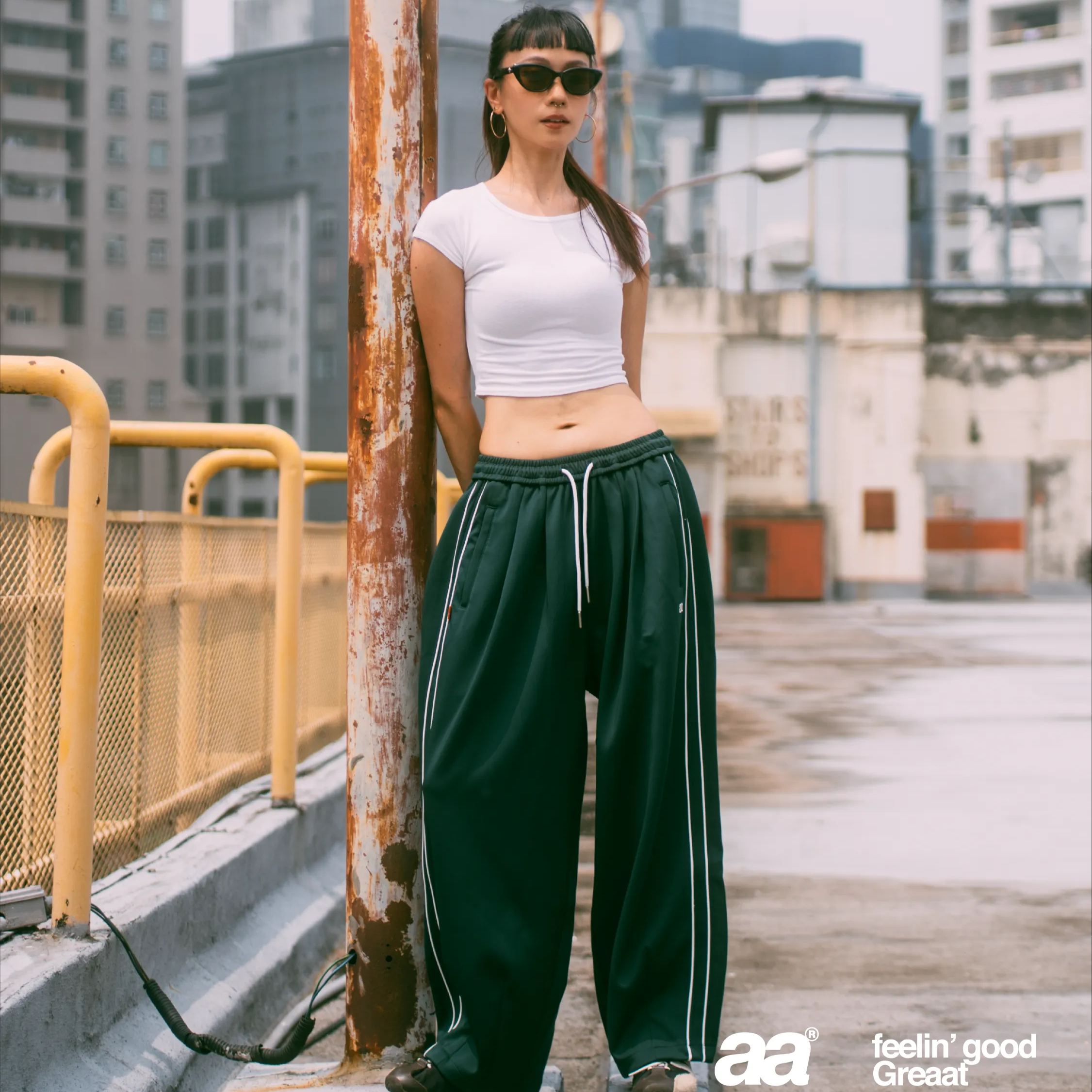 A.A FEELIN‘ GREAAT TRACK PANTS - GREEN