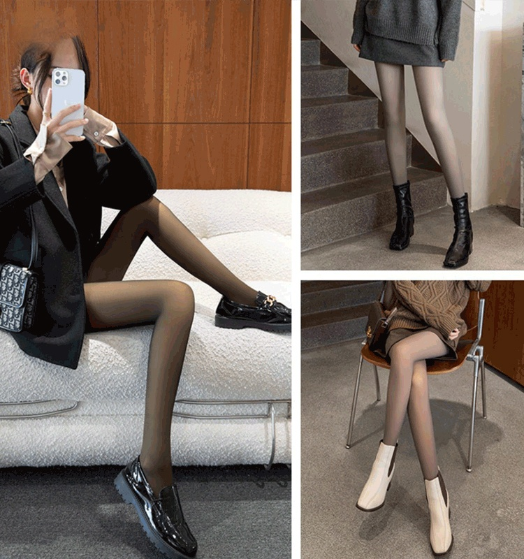 輕薄透氣的羊毛襯裡褲襪