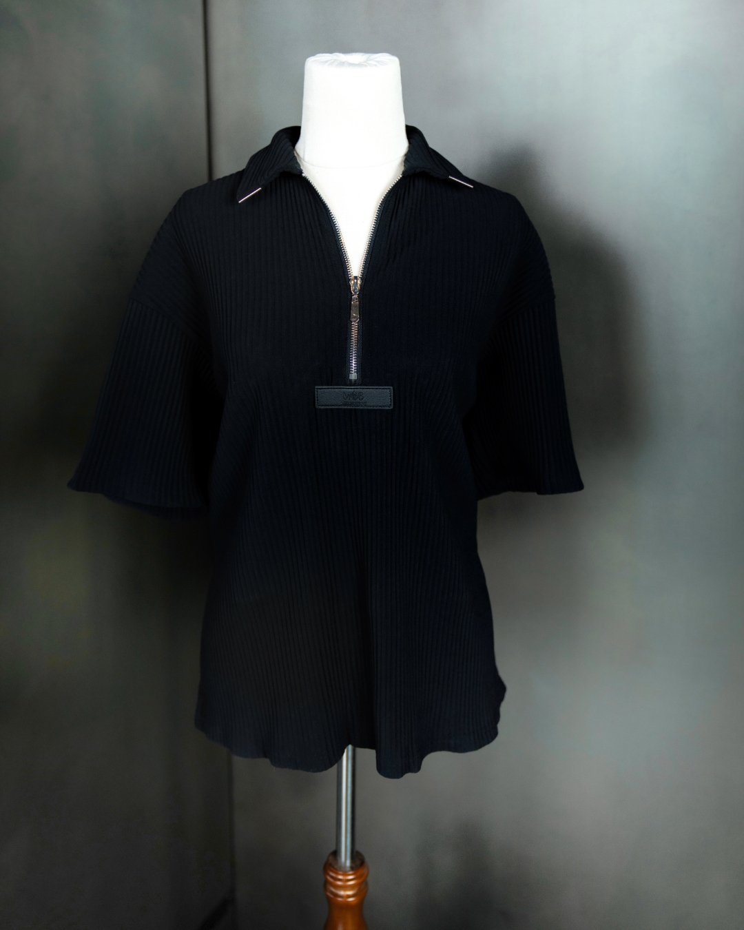 PLISSE POLO SHIRT ONYX