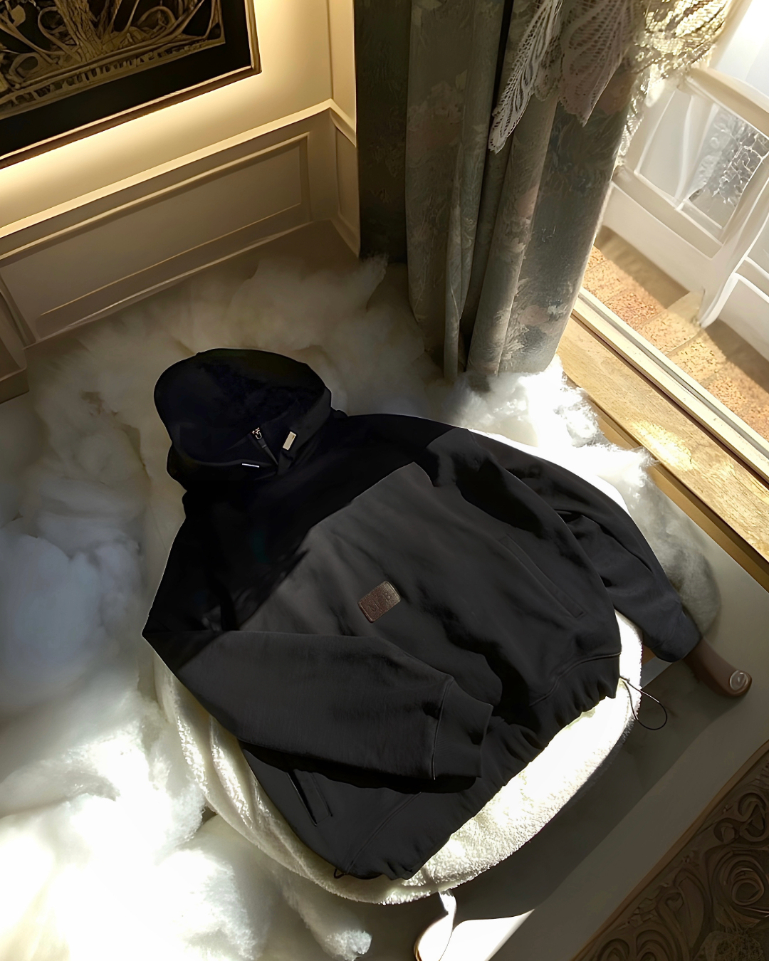 OBSIDIAN HOODIE