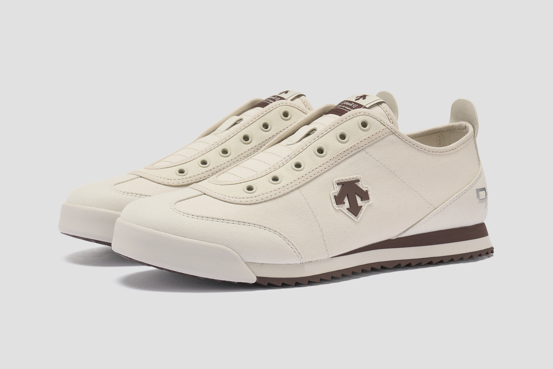MEN'S CHRON Series Slip-On Casual Sneakers