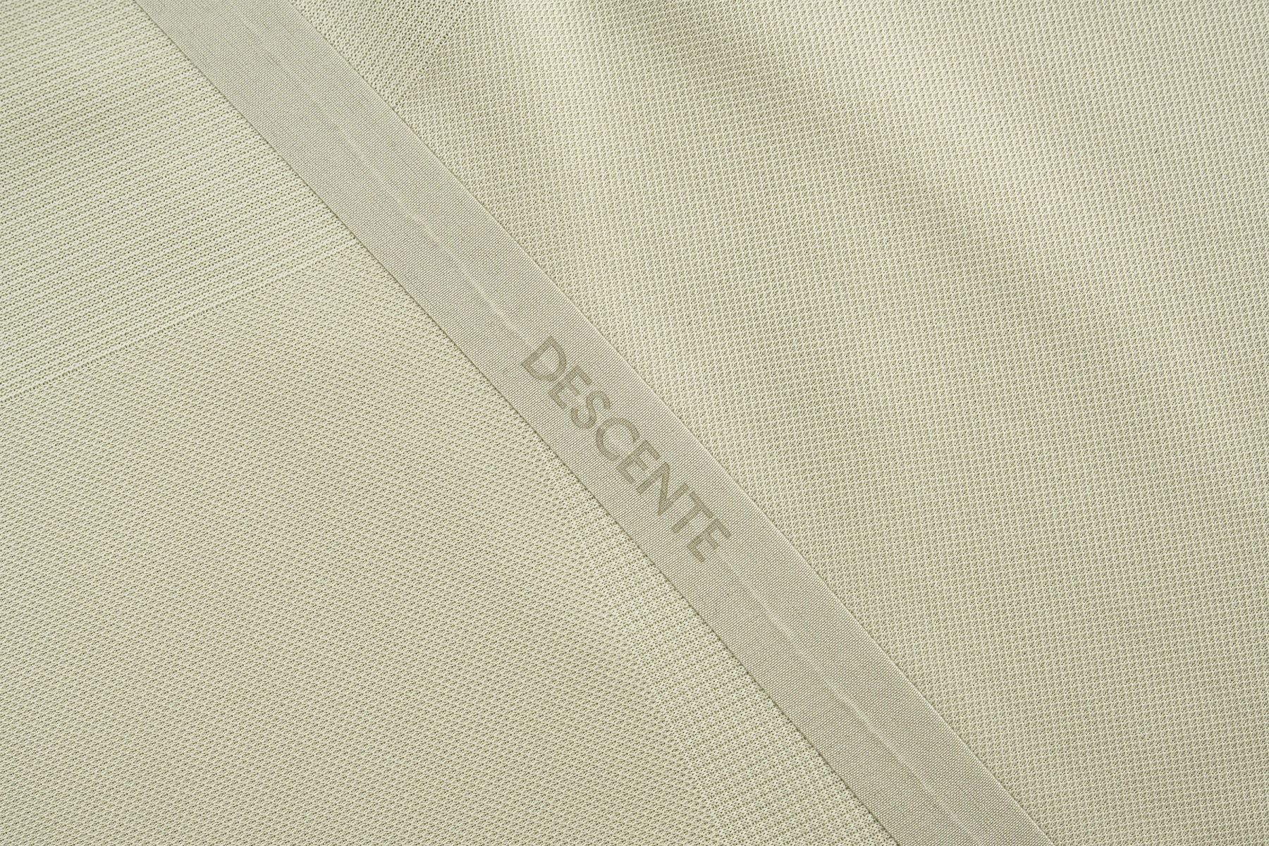 TRAINING Men Knit Short Sleeve T-Shirt-Descente SG