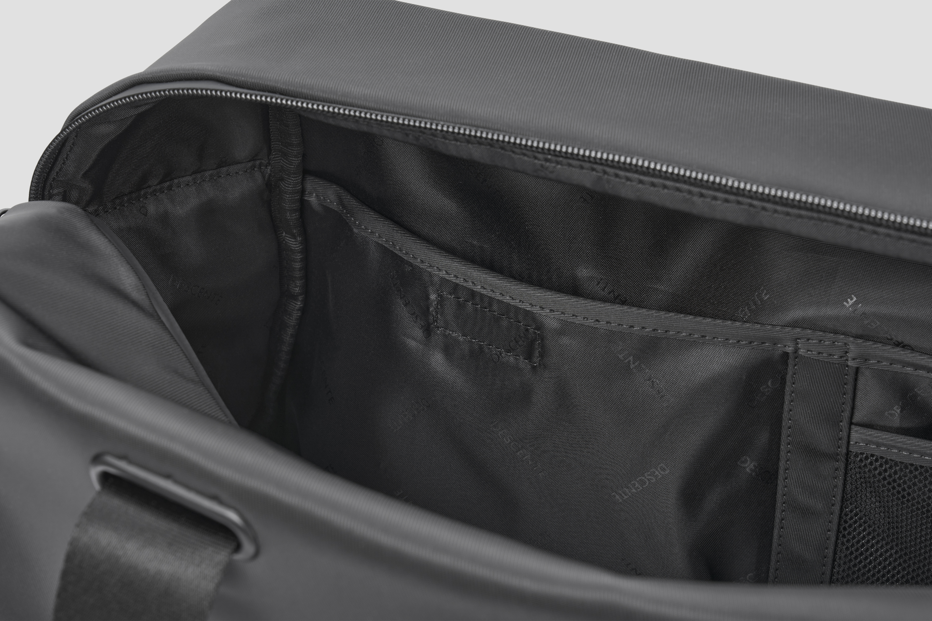 MOVE PACK Men Carrying a shoulder bag-Descente SG