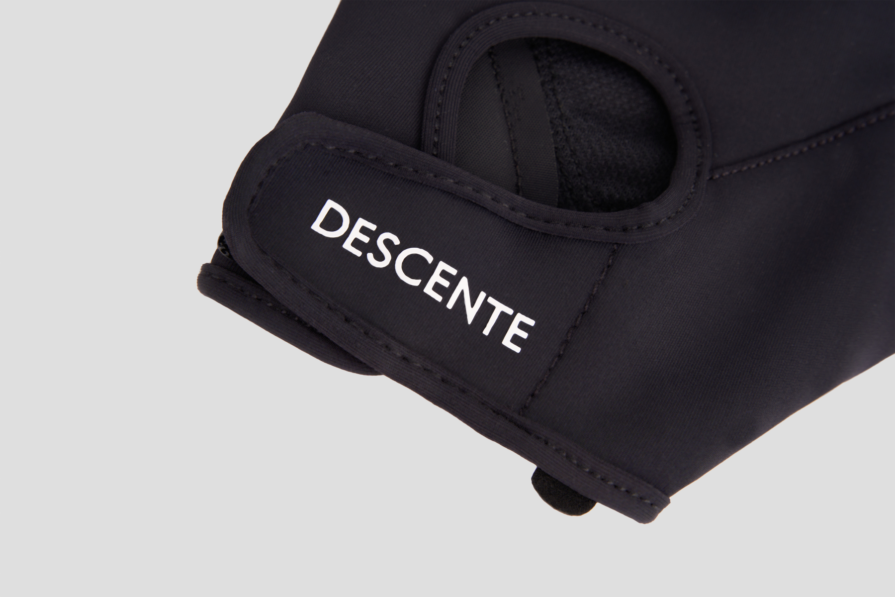 TRAINING Women Glove-Descente SG