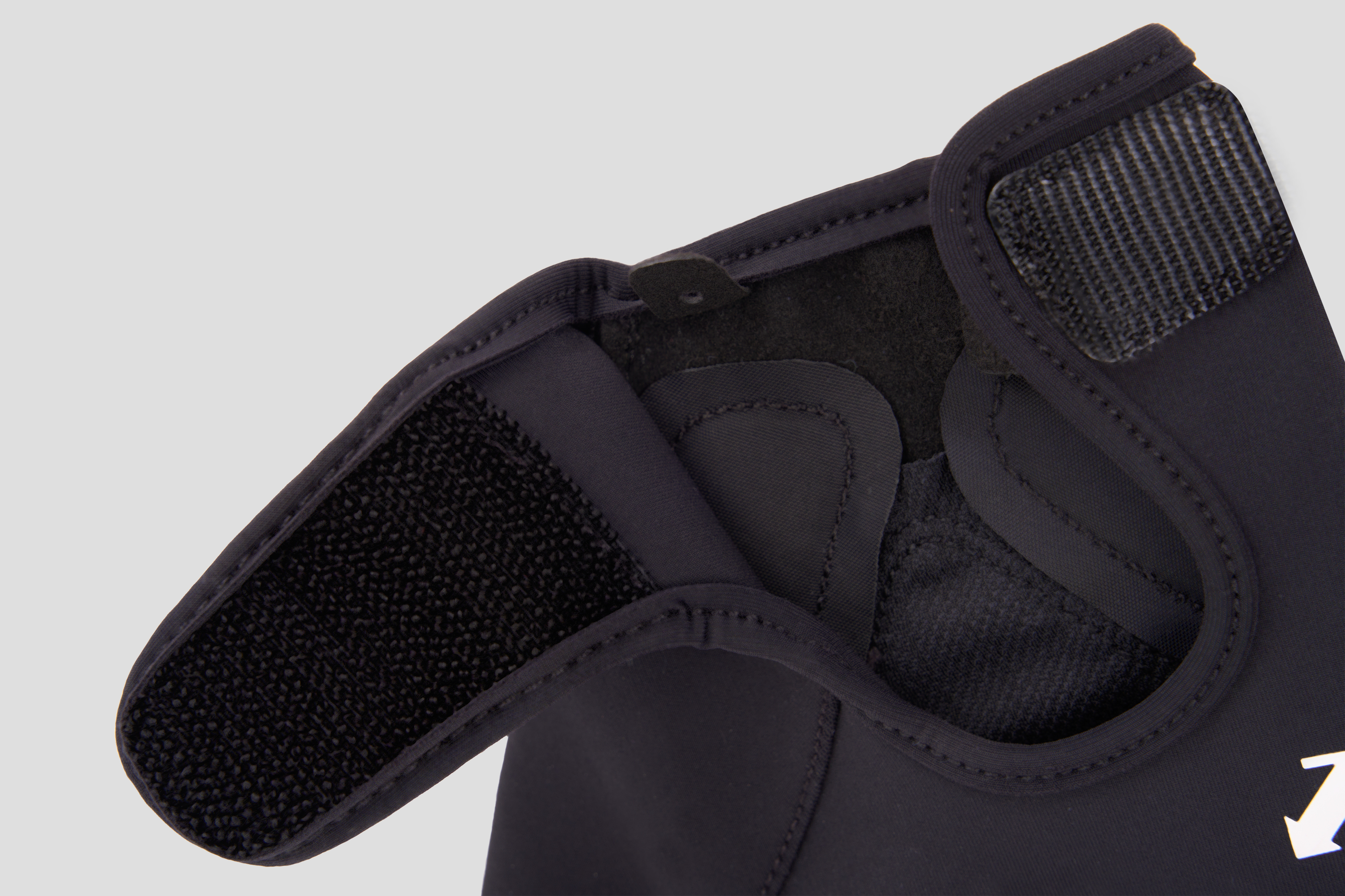 TRAINING Women Glove-Descente SG