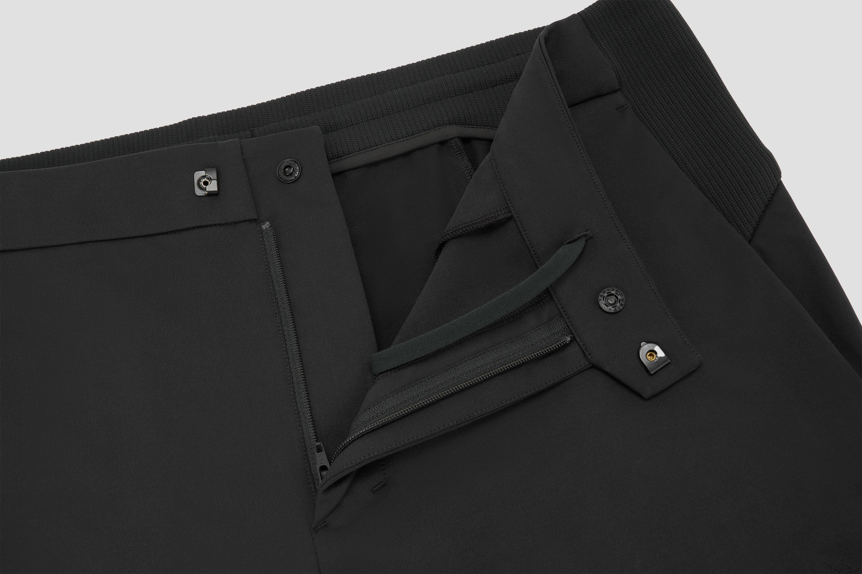 DUALIS Men Knit Pants-Descente SG