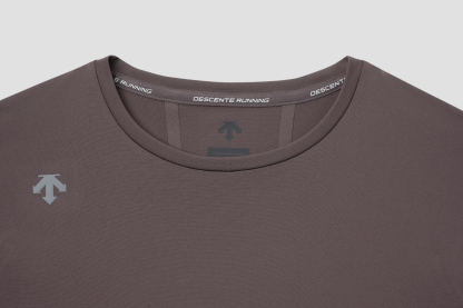 RUNNING Women Short Sleeve T-Shirt