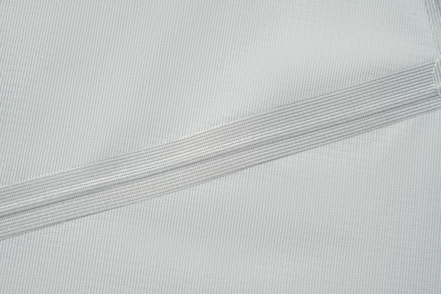 RUNNING Men Woven Jacket-Descente SG