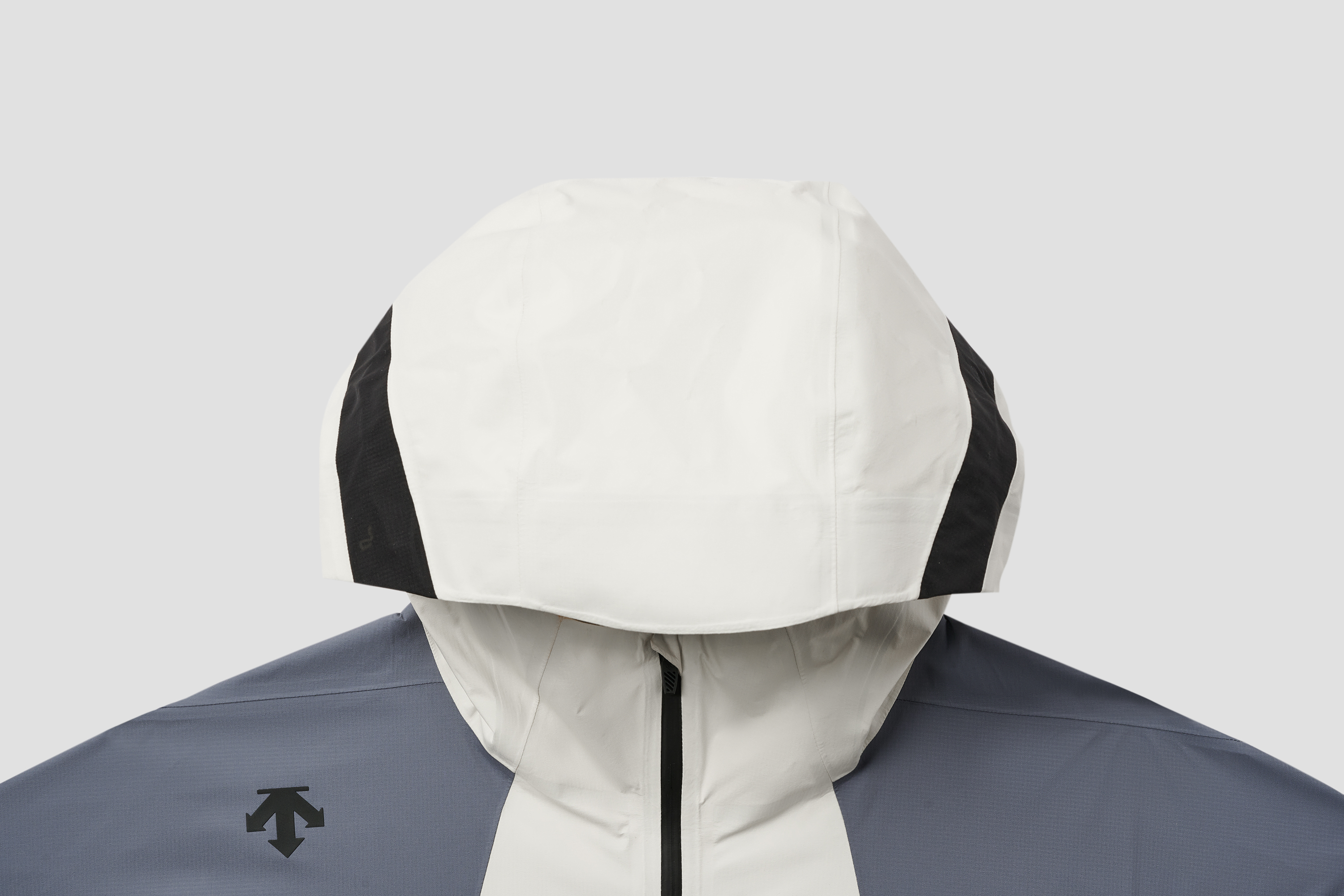 RUNNING Men Woven Jacket-Descente SG